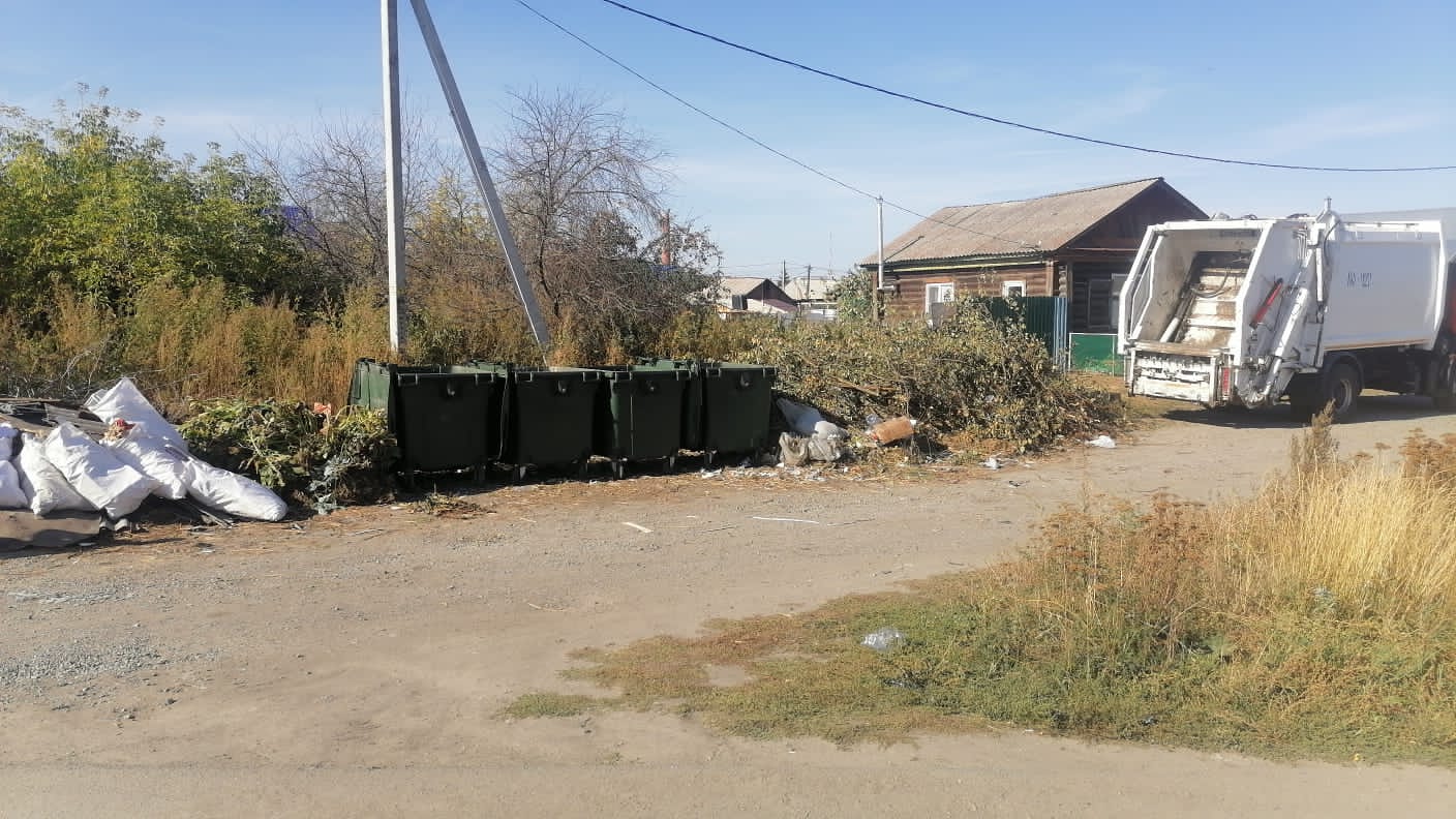В Шадринске продолжают наводить чистоту В Шадринске продолжают наводить чистоту